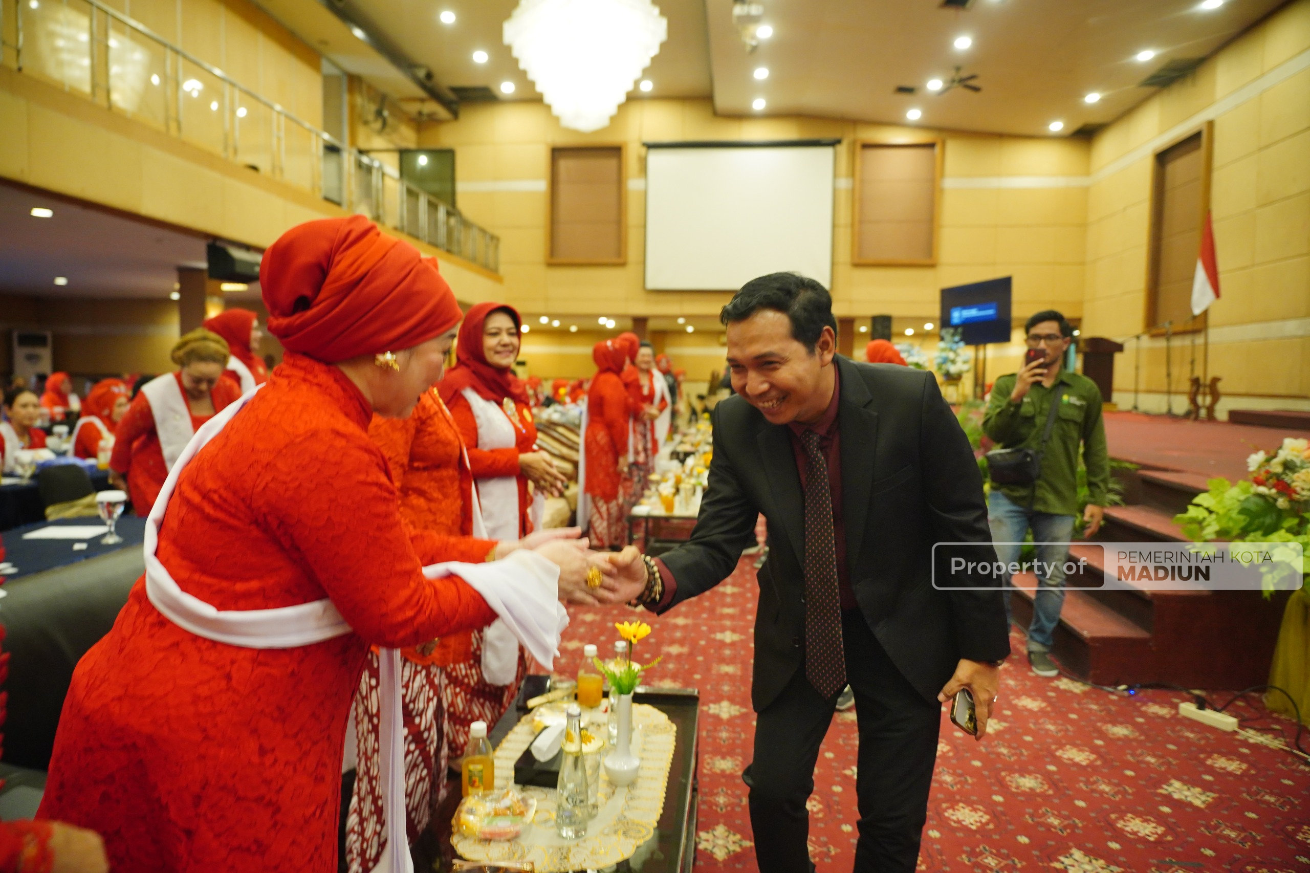 Buka Munas II KKI, Plt Wali Kota Madiun Apresiasi Peran Komunitas Pelestari Kain dan Kebaya