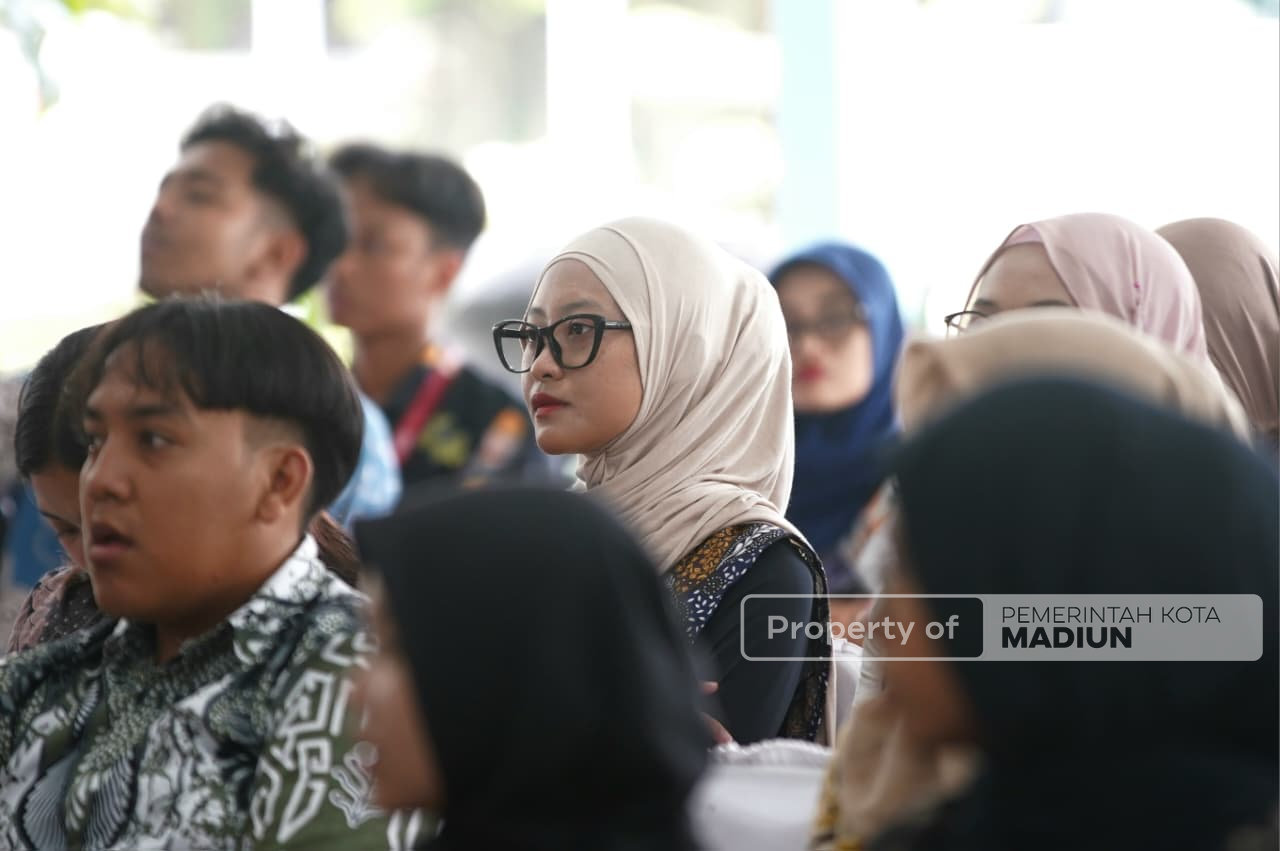 Hadiri Rakerwil BEM-SI Jawa Timur, Wagub Emil: Pemerintah Selalu Terbuka Mendengarkan Suara Mahasiswa