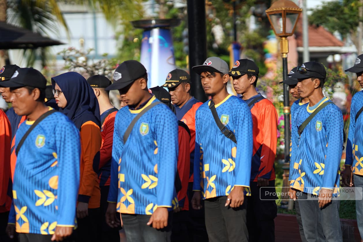 Pimpin Apel Pasukan Hijau, Plt Wali Kota Kerahkan Tim Bersihkan Kawasan RTM