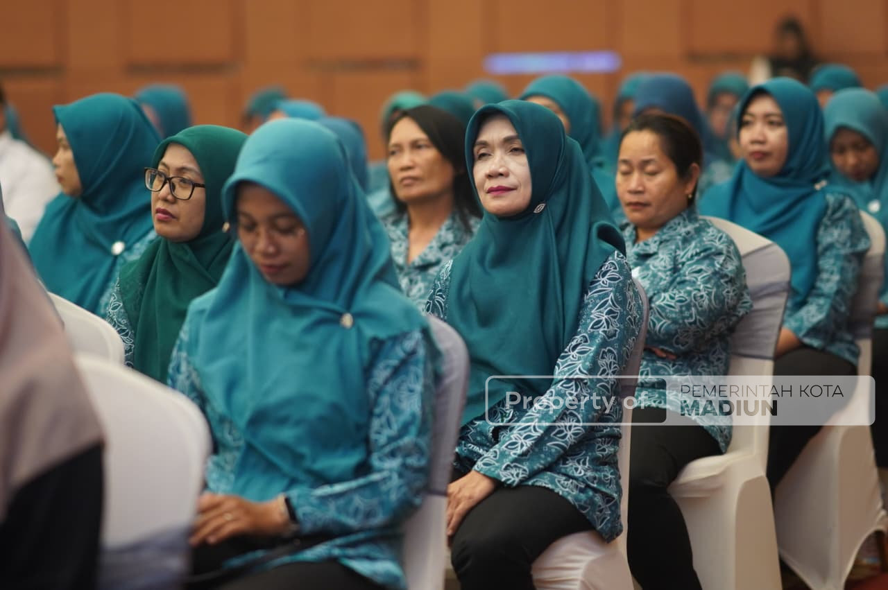 Penutupan Program CEMARA dan Beri Edukasi SEHATI, Wali Kota Tekankan Pentingnya Literasi Keuangan