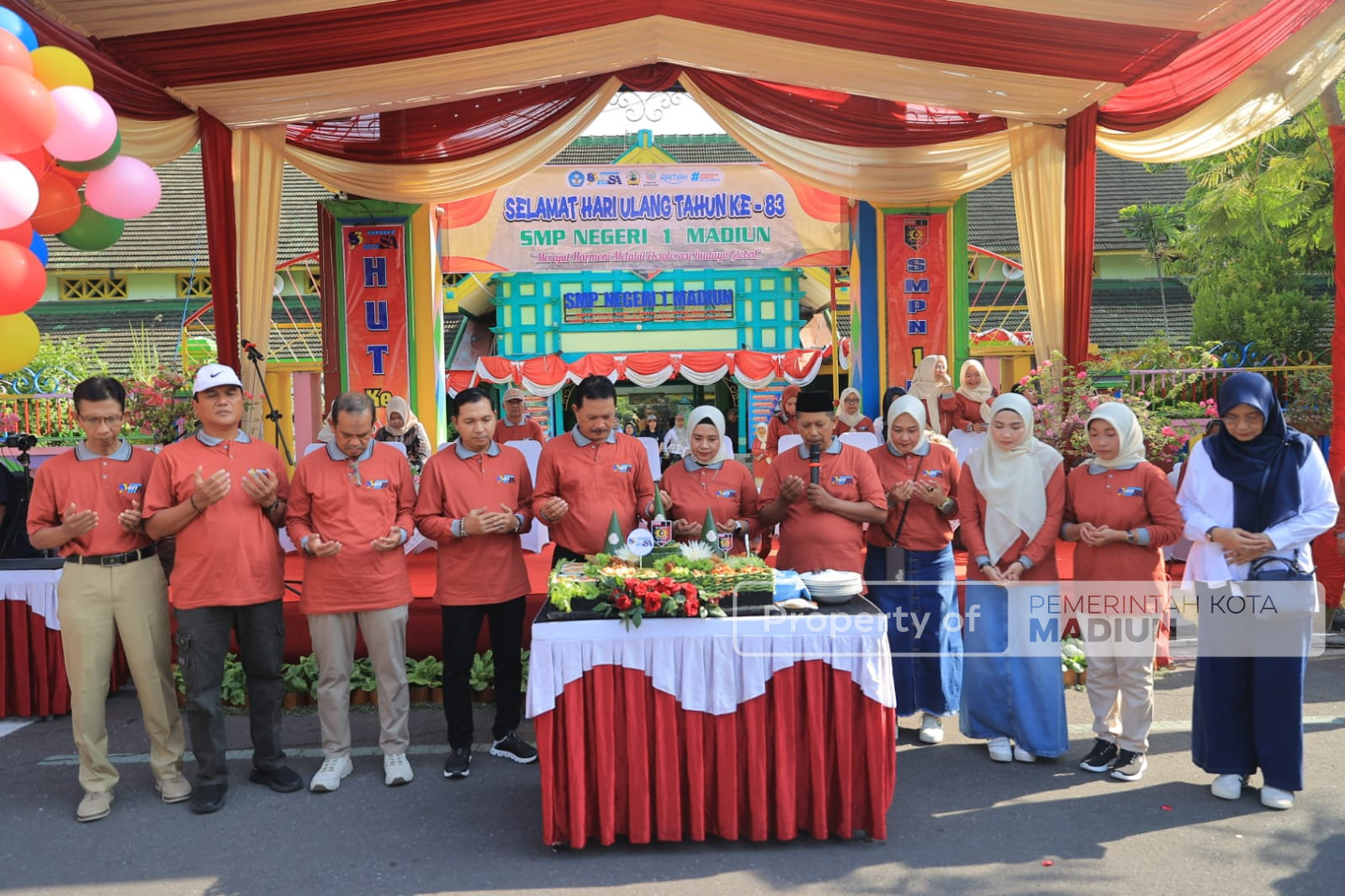 Wali Kota Madiun Apresiasi Pawai SMPN 1, Dorong Tampil di Ajang Apeksi Bali 2026