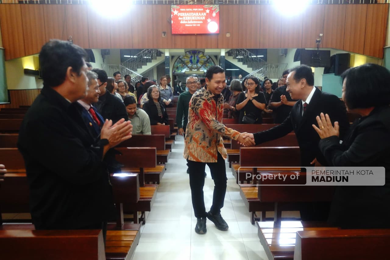 Pelantikan Pengurus PGPI Kota Madiun, Wawali Serukan Perdamaian Antarumat Beragama