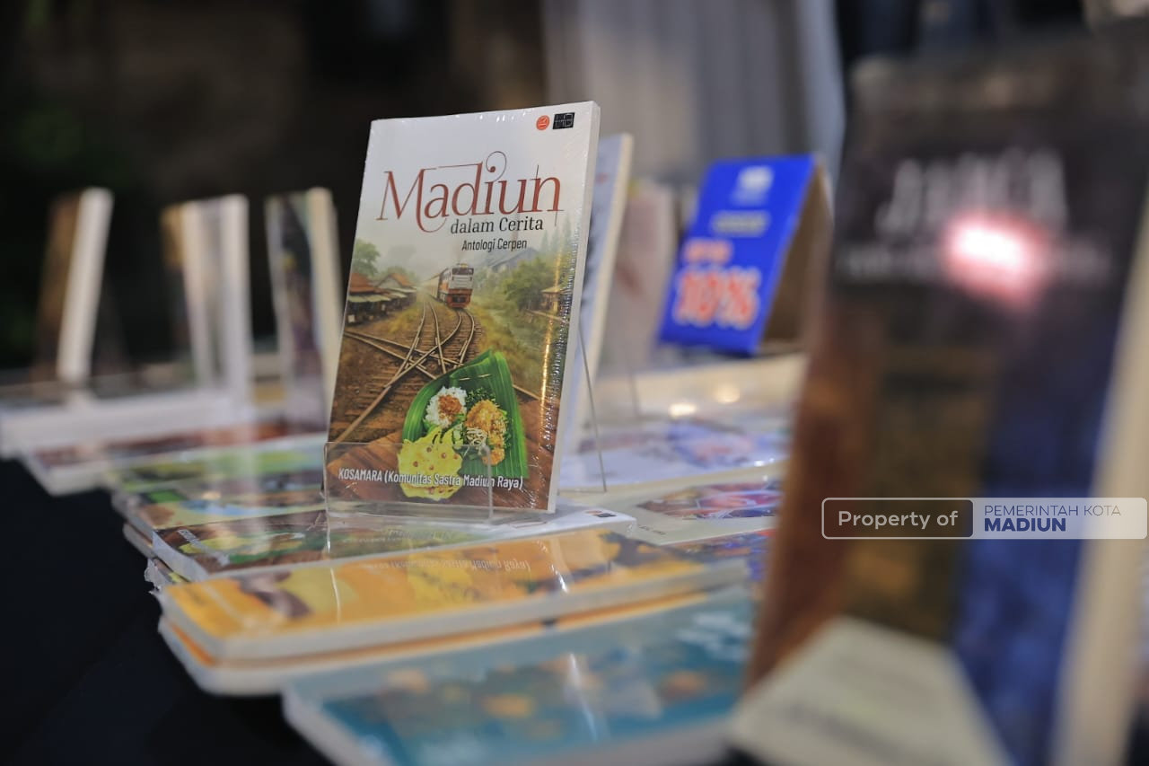Lewat Madiun Jelajah Arsip, Plt Wali Kota Madiun Dorong Pelestarian Sejarah dan Budaya Kota