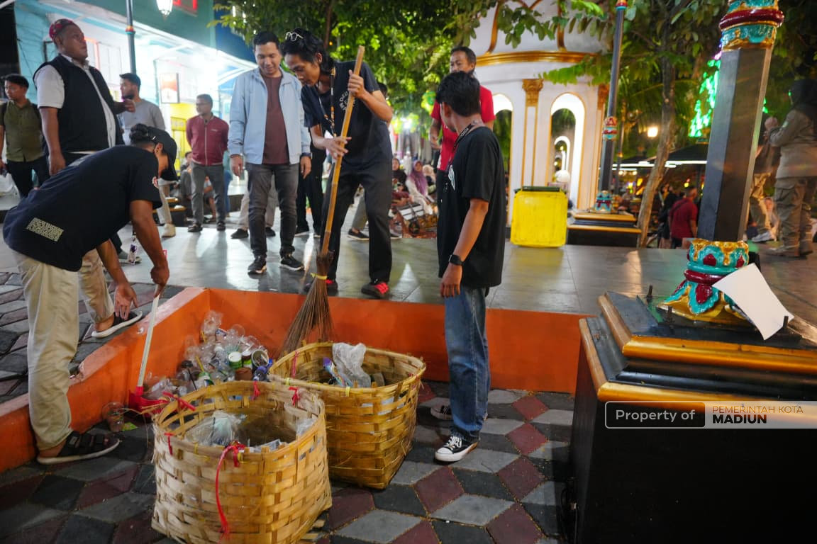 Sidak PSC, Plt Wali Kota Madiun Tegaskan UMKM Wajib Kelola Sampah