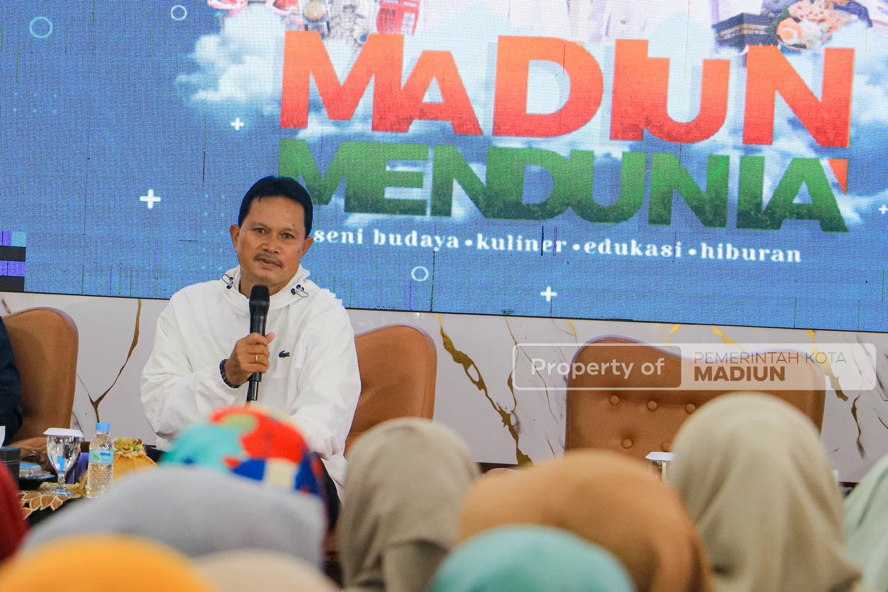 Buka dan Beri Arahan di Penyuluhan Hukum Terpadu, Wali Kota Harap Warga Makin Paham Aturan