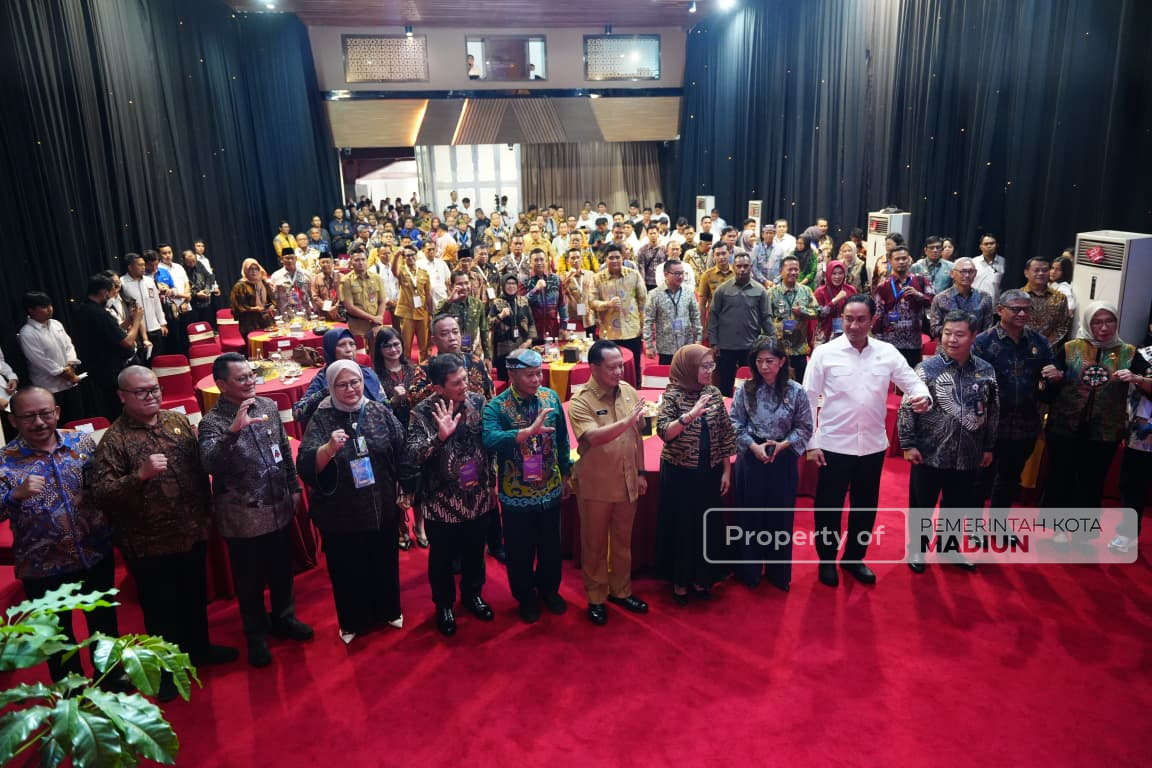 Berhasil Bentuk 60 Kampung Iklim, Kota Madiun Dapat Penghargaan OPSI 2025
