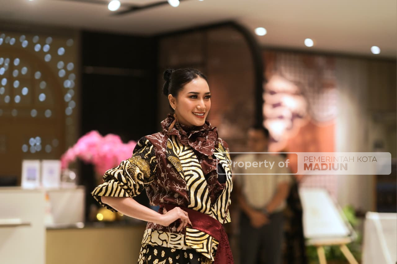 Wali Kota Maidi Hadiri Fashion Show, Apresiasi Desainer dan UMKM Lokal