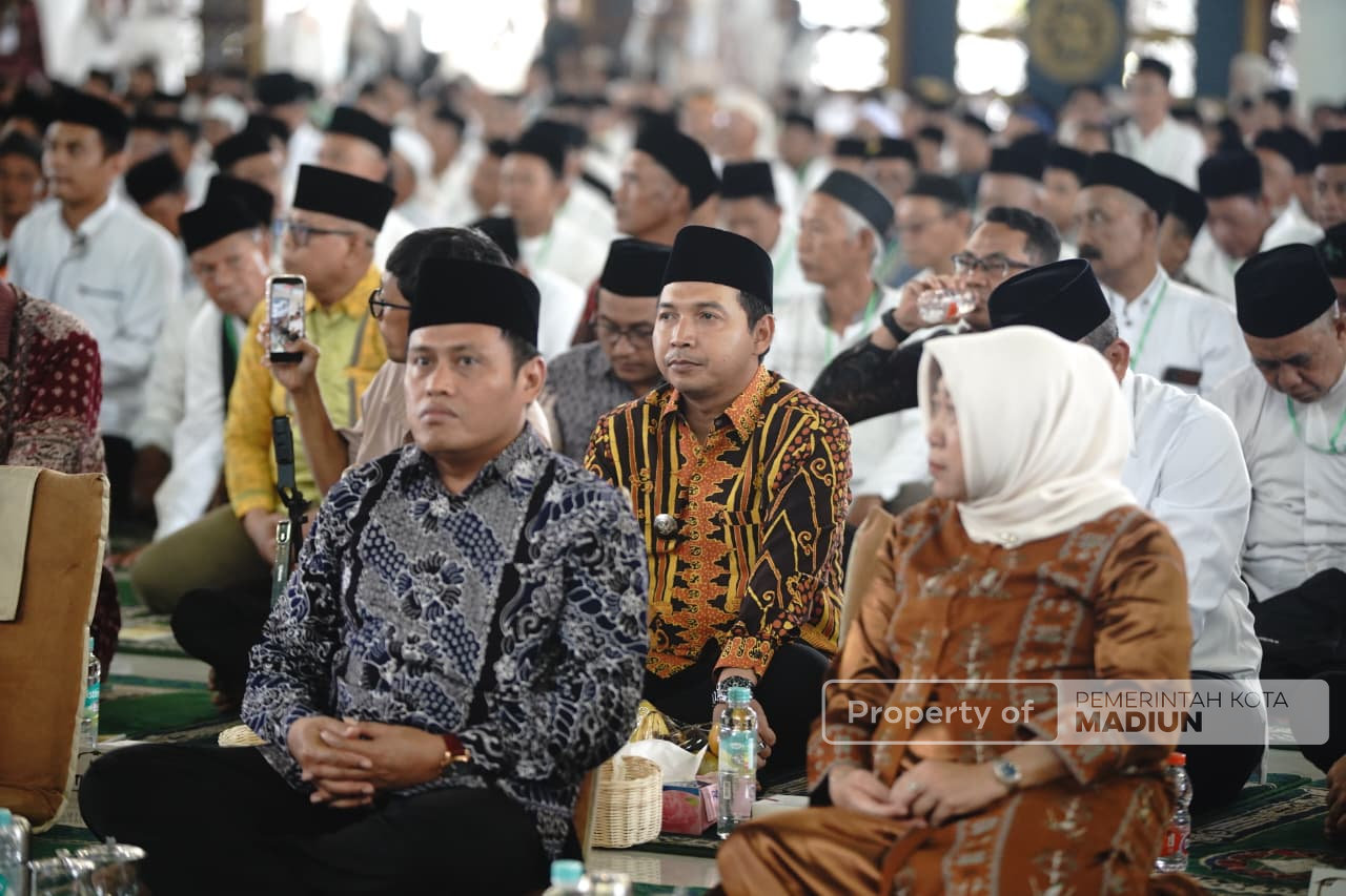Pemkot Madiun Hadiri Penyerahan Sertipikat Tanah Wakaf dan Tempat Ibadah Se-Jawa Timur