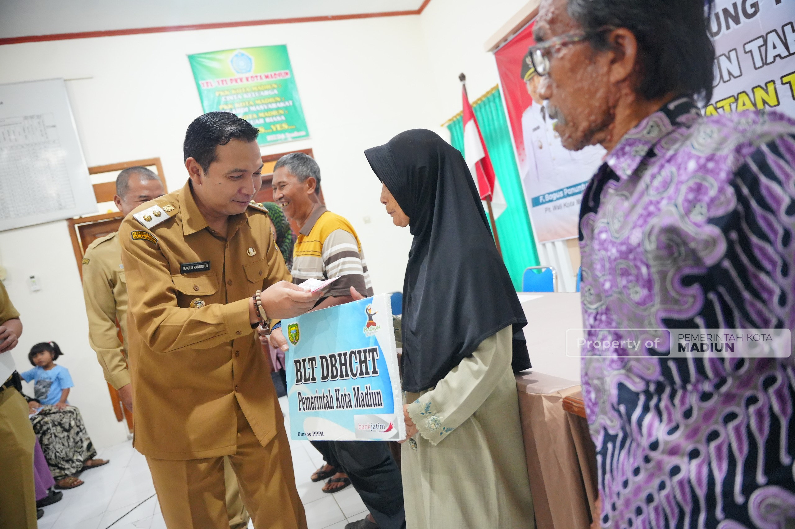 Dongkrak Ekonomi Warga, Pemkot Madiun Salurkan BLTD 2026 Triwulan I Tahap Pertama
