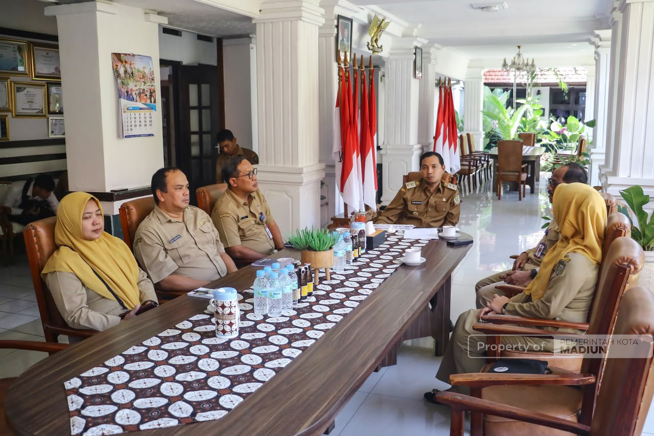 Perkuat Komitmen Pemberdayaan, Plt Wali Kota Ajak Warga Bersinergi Bangun Kota Madiun yang Kreatif dan Peduli Lingkungan