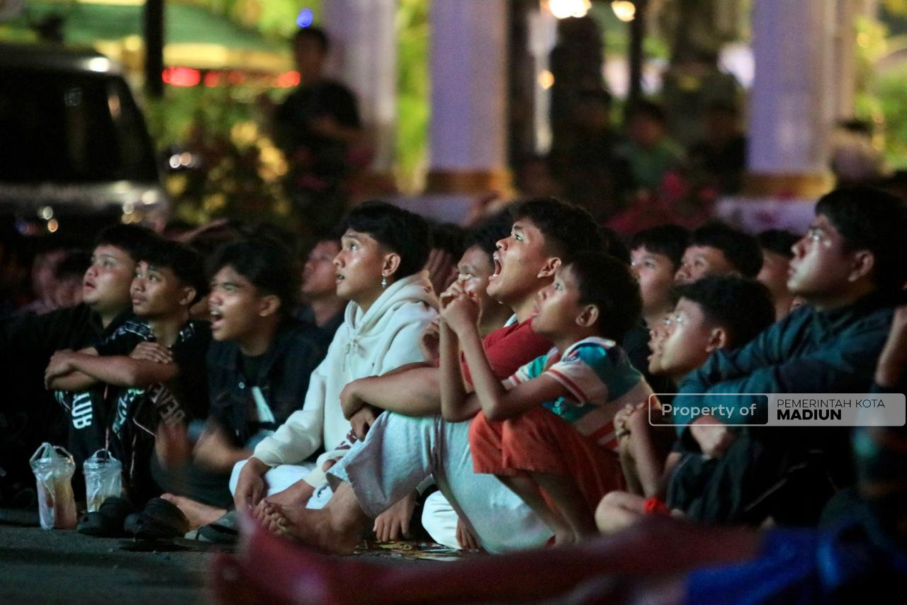 Nobar Final Liga Champions, Plt Wali Kota Turut Larut Bersama Masyarakat