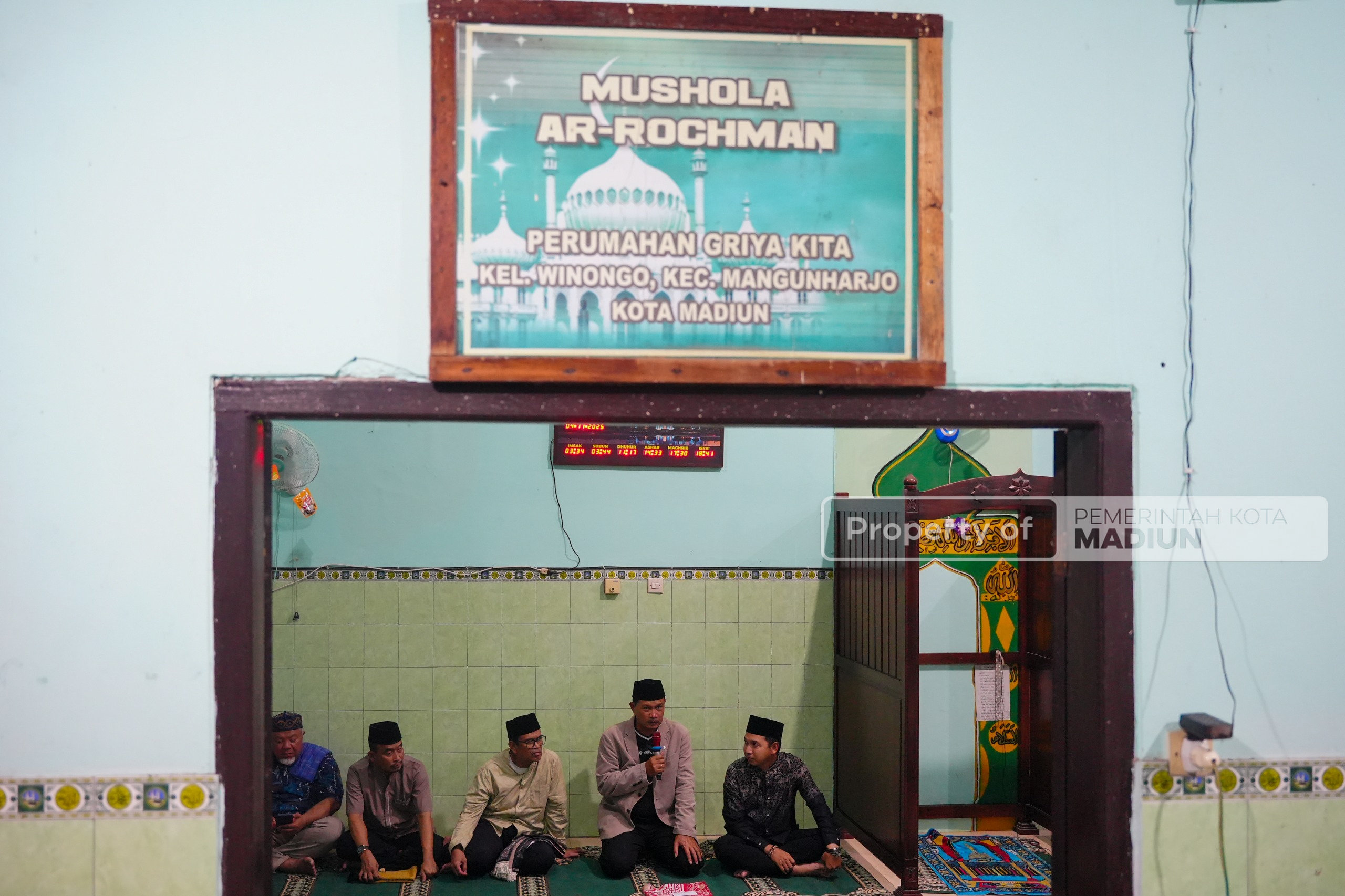 Mempererat Silaturahmi, Wali Kota Madiun Safari Salat Isya di Kelurahan Winongo