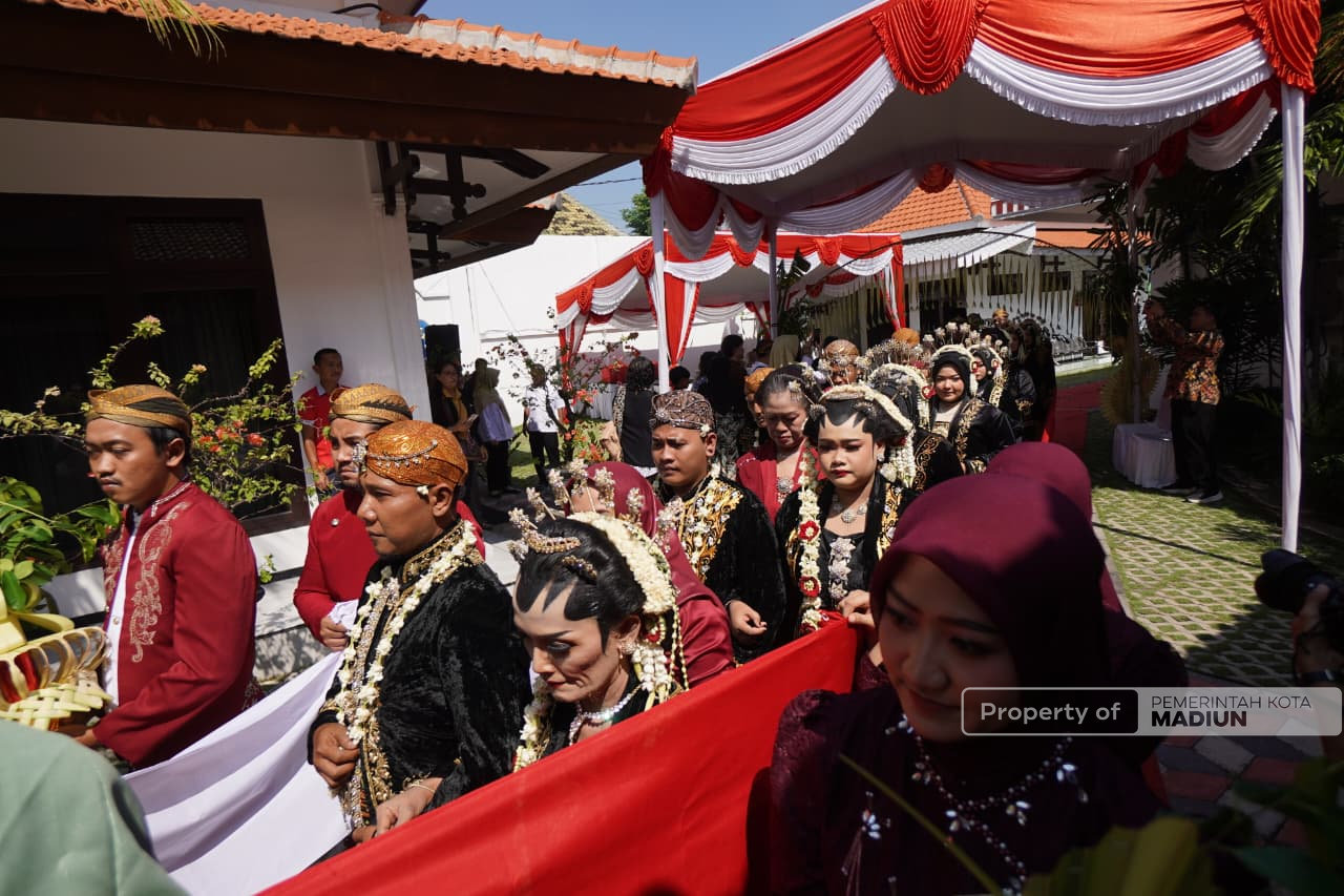Lestarikan Warisan Budaya, Pemkot Madiun Hadirkan Prosesi Akad Nikah dan Lomba Tata Rias Pengantin Adat dalam Rangka HUT ke-108
