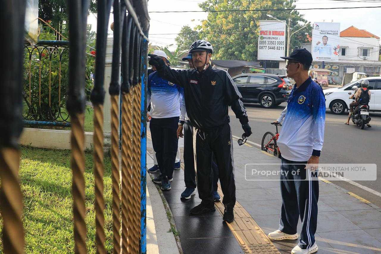 Gowes Lapangan, Wali Kota Madiun Tinjau Renovasi Kecamatan Taman dan Pembangunan Kampung Jepang