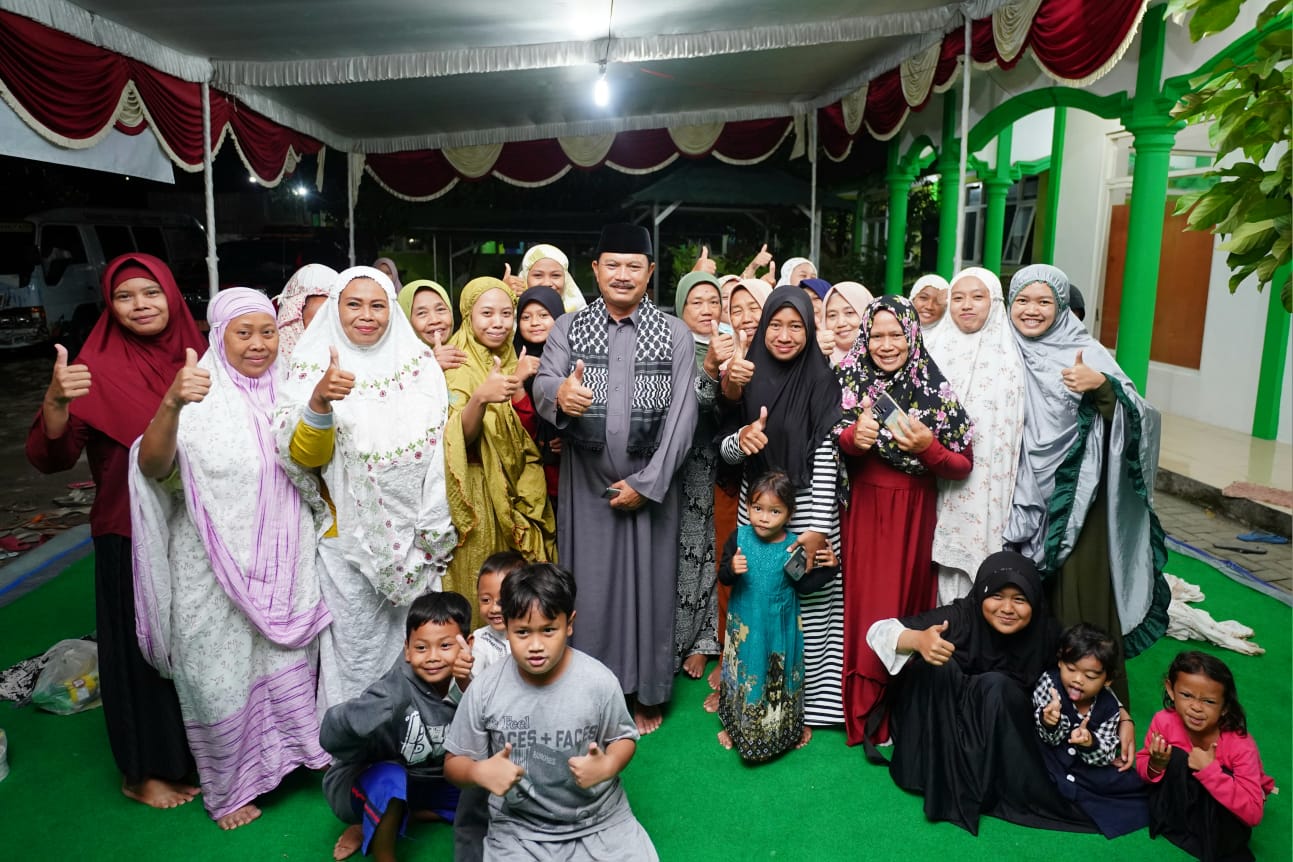 Safari Ramadan di Masjid Ar-Raudhah, Wali Kota Salurkan Bantuan Sampai Sosialisasikan Persiapan Lebaran
