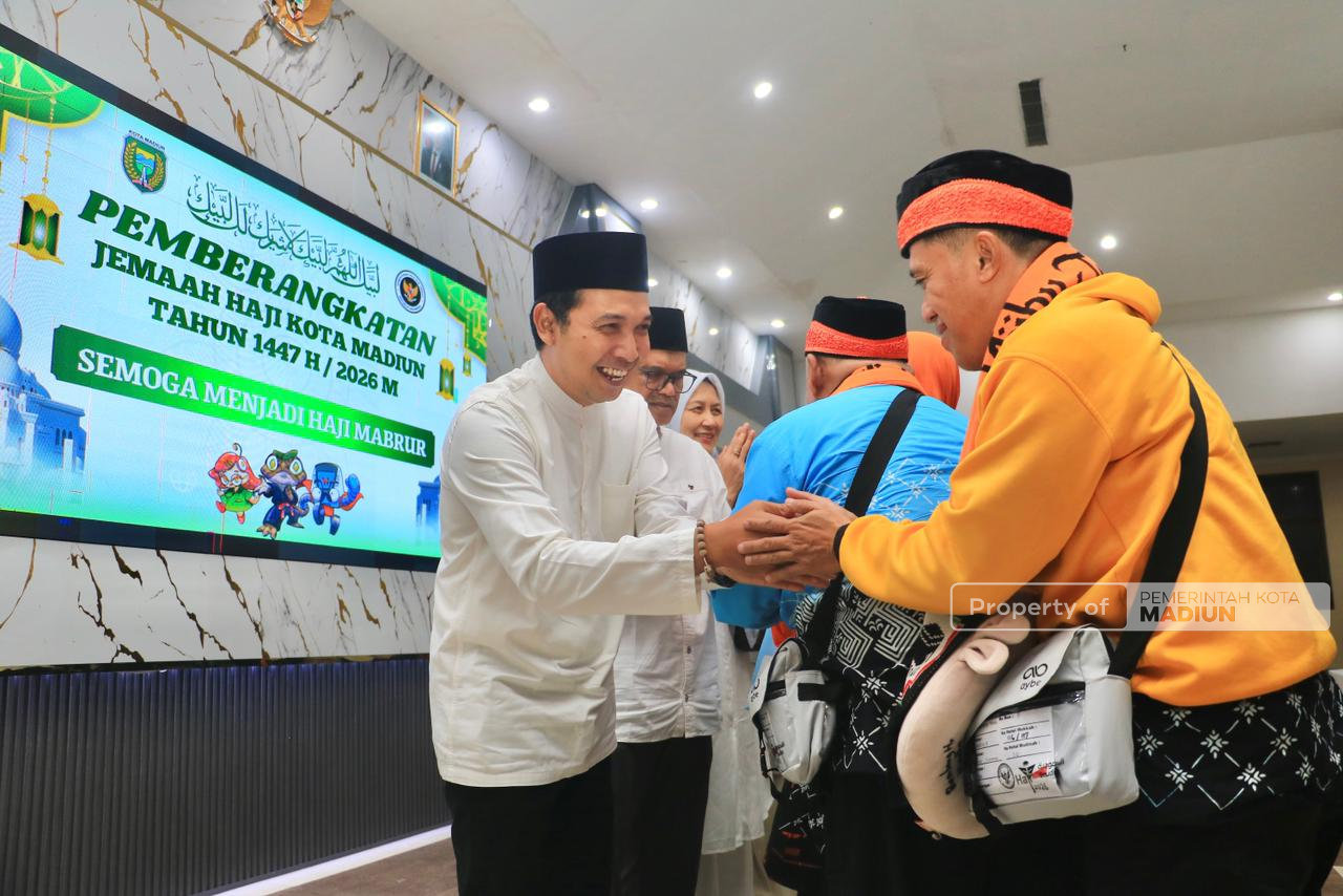 227 Jamaah Haji Kota Madiun Resmi Diberangkatkan, Plt Wali Kota Titip Doa dan Harapan