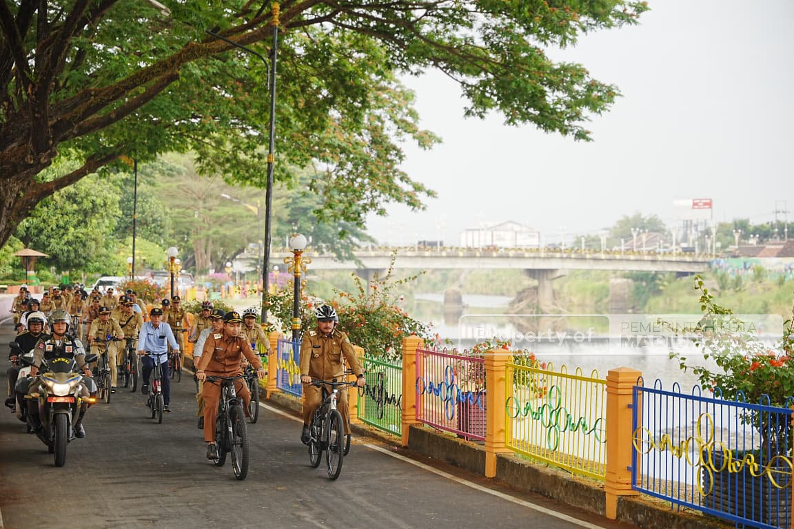 Cek Fasum dan Proyek, Wali Kota Madiun Pastikan Semua On The Track