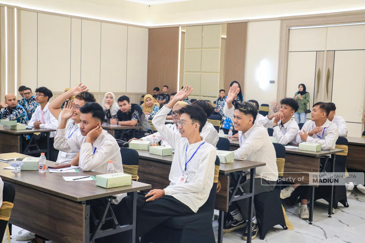 Tekan Angka Pengangguran, Plt Wali Kota Dorong Peserta Pelatihan Vokasi Siap Kerja dan Berwirausaha