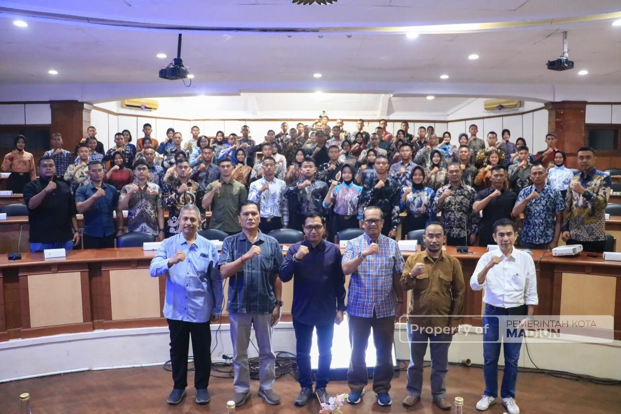 Bekali Materi Calon Paskibraka, Plt Wali Kota Harap Paskibraka Tetap Berkontribusi Usai Tugas Upacara