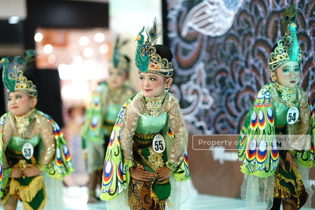 Resmi Buka Student Performance Vol. 4 Sang Penari, Wawali Madiun Sebut Seni Tari Jadi Motor Ekonomi Kreatif
