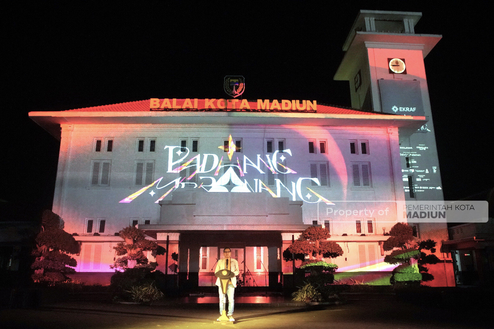 Padhang Mbranang 2026 Resmi Dibuka, Plt Harap Jadi Ekosistem Ekonomi Kreatif Sekaligus Ruang Temu Seni dan Teknologi