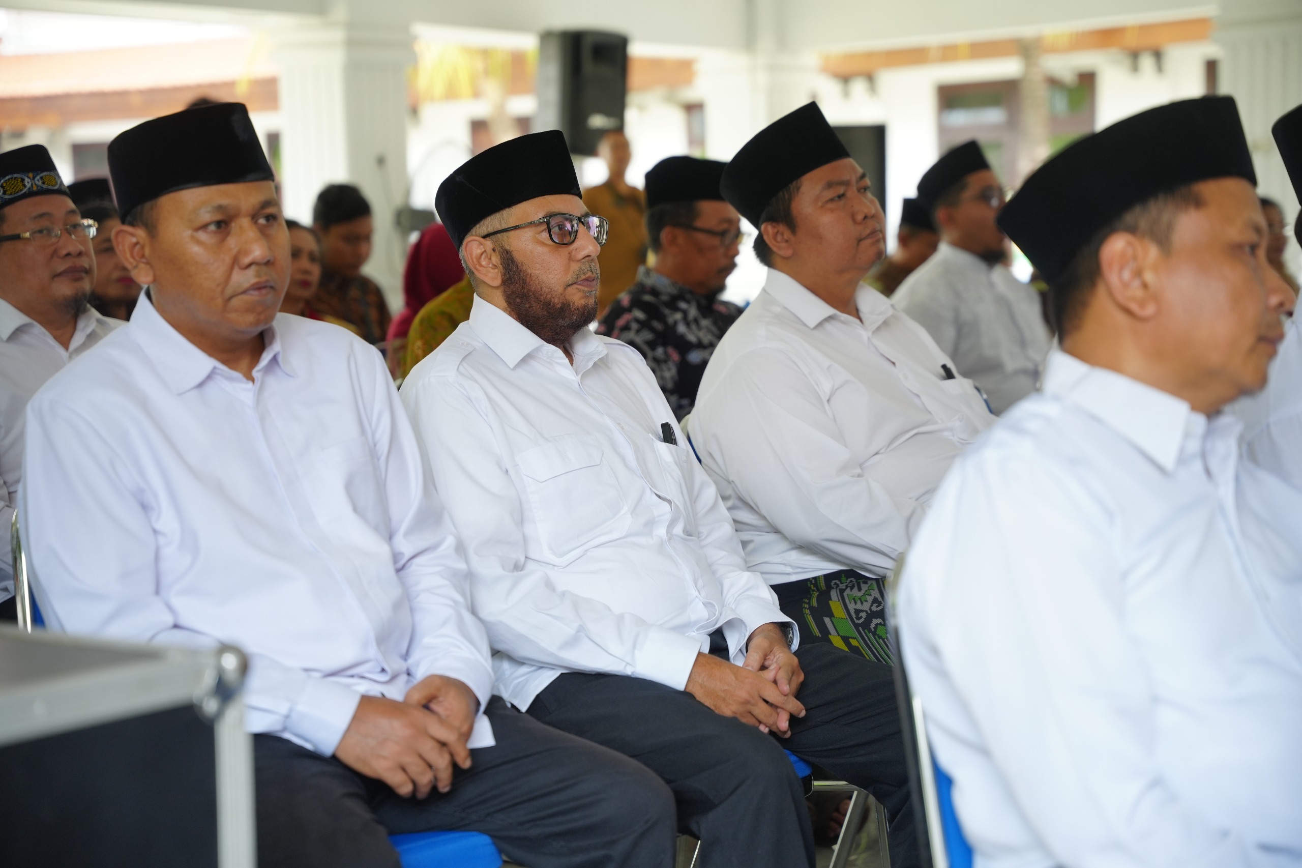 Plt Wali Kota Resmi Kukuhkan Pengurus FKUB dan FPK, Perkuat Toleransi dan Kepedulian Sosial