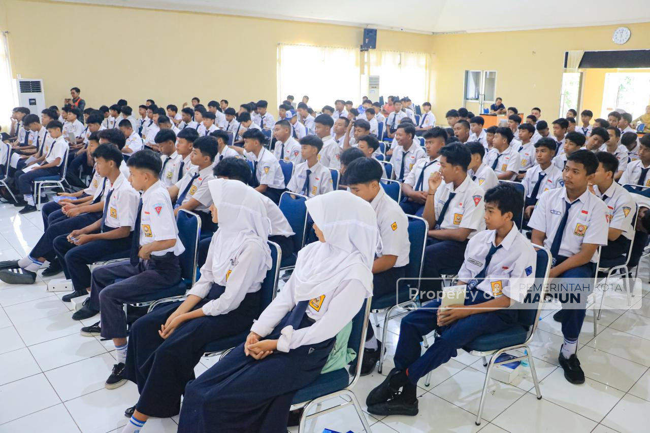 Lewat Sosialisasi Pendidikan Politik, Pemkot Madiun Ajak Pemuda Jauhi Tindakan Anarki