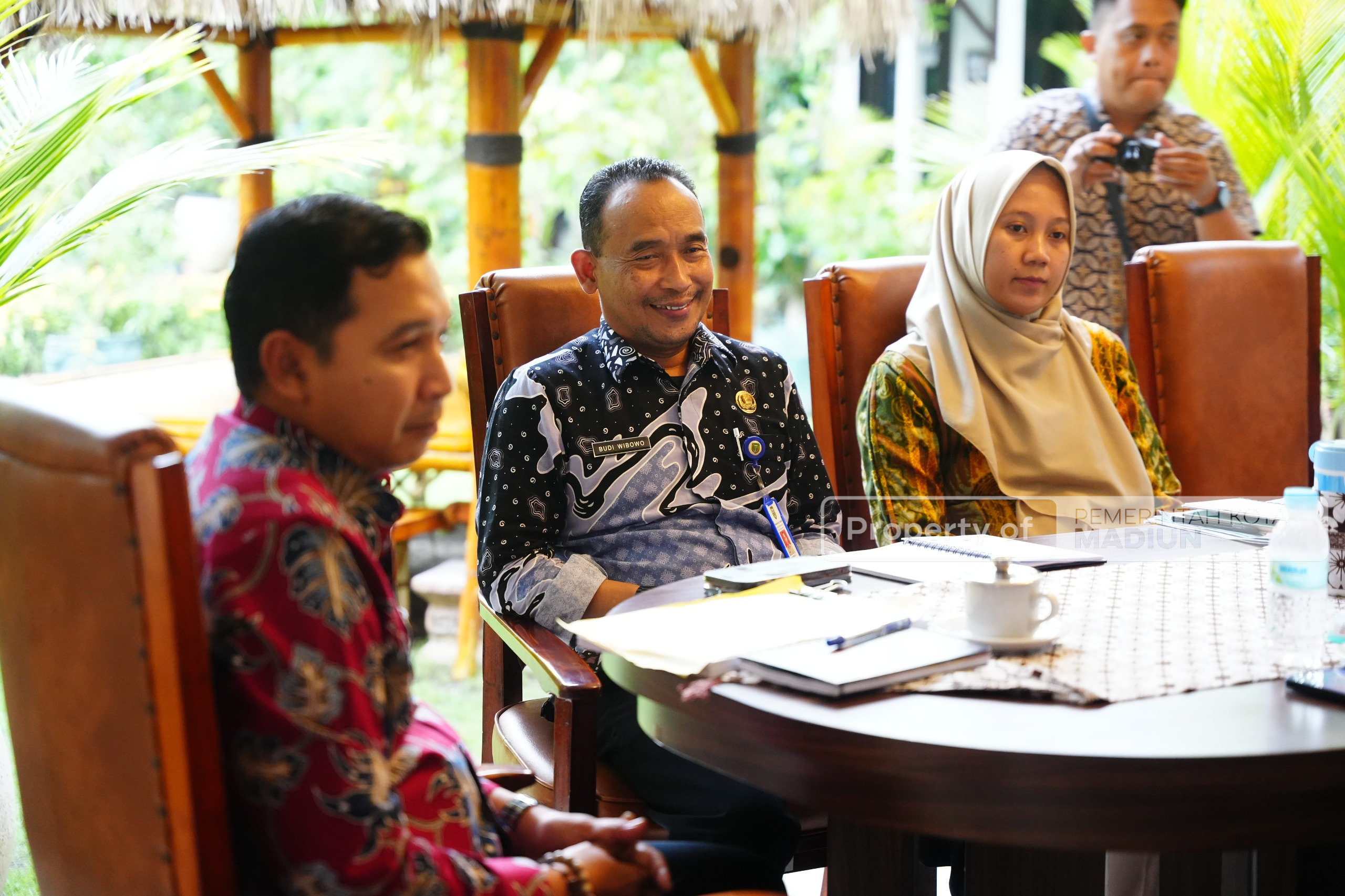 Terima Audiensi Nasabah Asuransi Bumi Putera, Wakil Wali Kota Siap Menjembatani