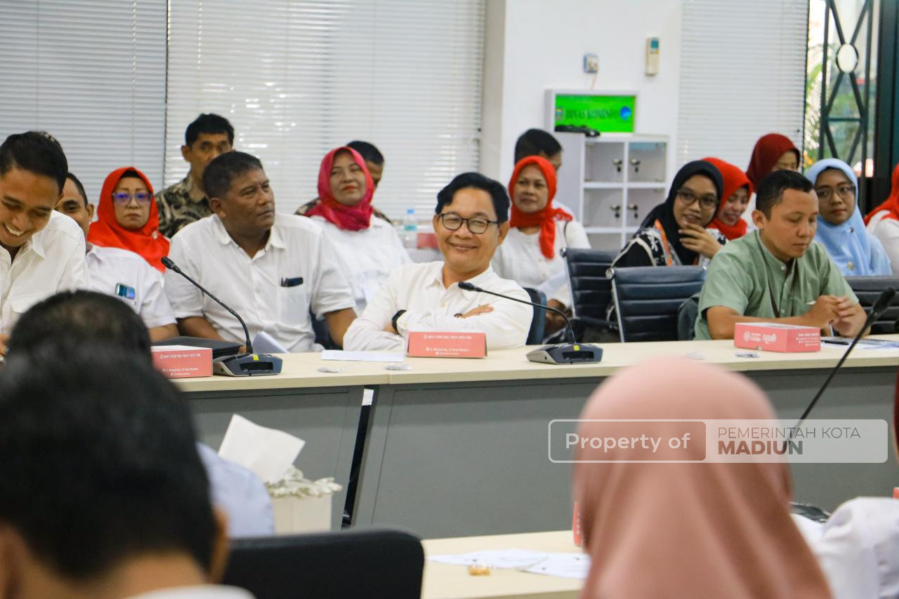Gelar Rapat Koordinasi, Wali Kota Madiun Dorong Penguatan KKMP sebagai Penggerak Ekonomi Kerakyatan