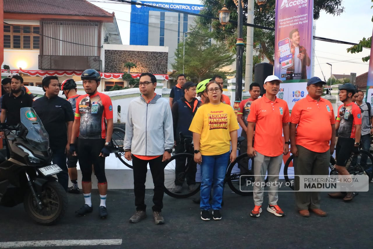Plt Wali Kota Lepas 500 Peserta KAI Ngebel KOM 2026, Promosikan Pariwisata dan Gerakkan Ekonomi Kota Madiun