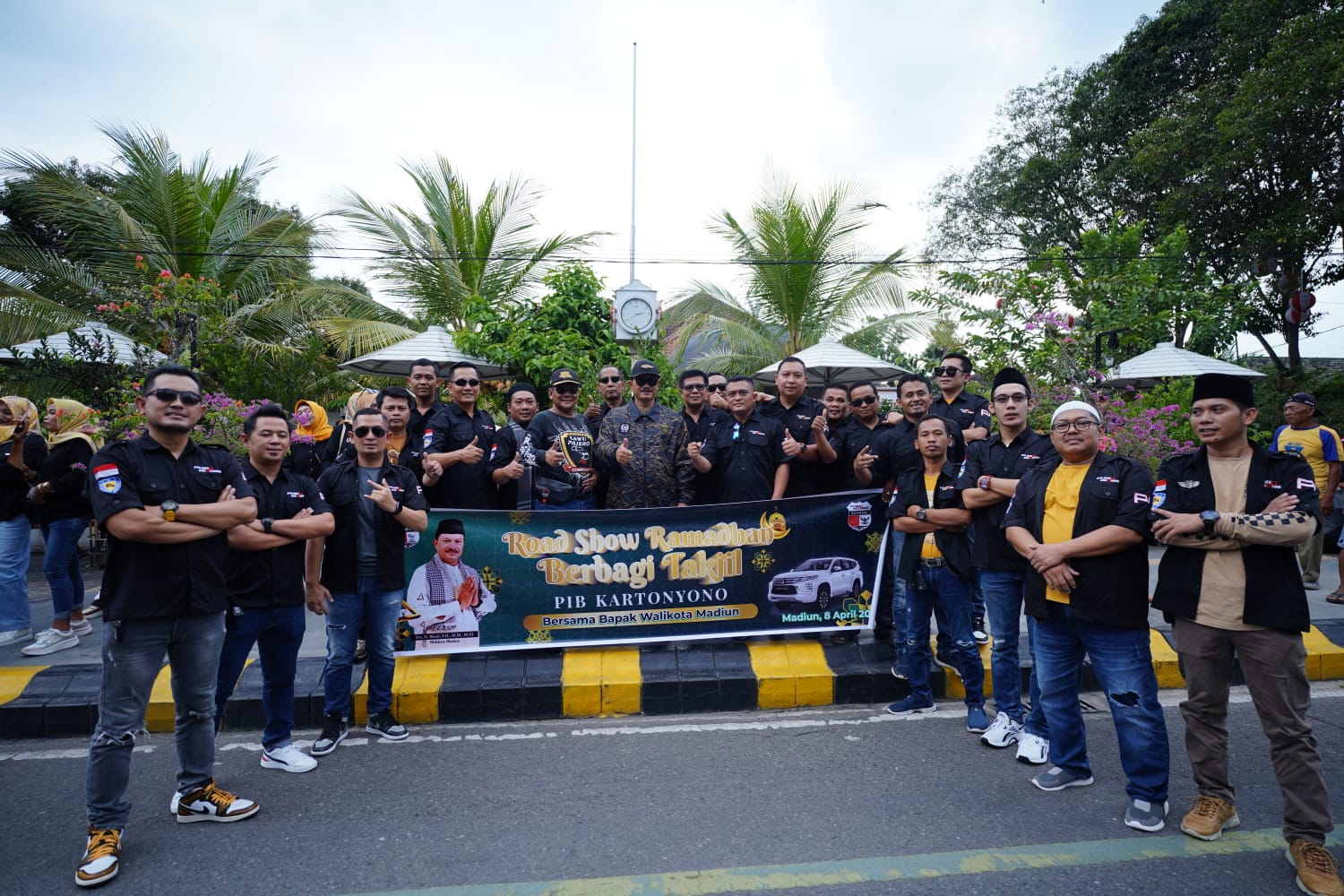 Hadiri Giat Berbagi Takjil Komunitas Pajero, Wali Kota Apresiasi Kepedulian Komunitas untuk Sesama