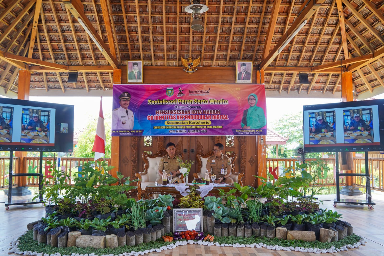 Wali Kota Ajak Perempuan Sukseskan Program Digitalisasi Data Kependudukan