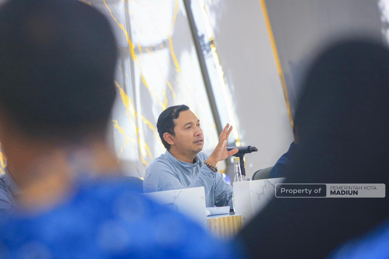 Hadiri Pembinaan Disperkim, Plt Wali Kota Madiun Dorong Peningkatan Kinerja Petugas