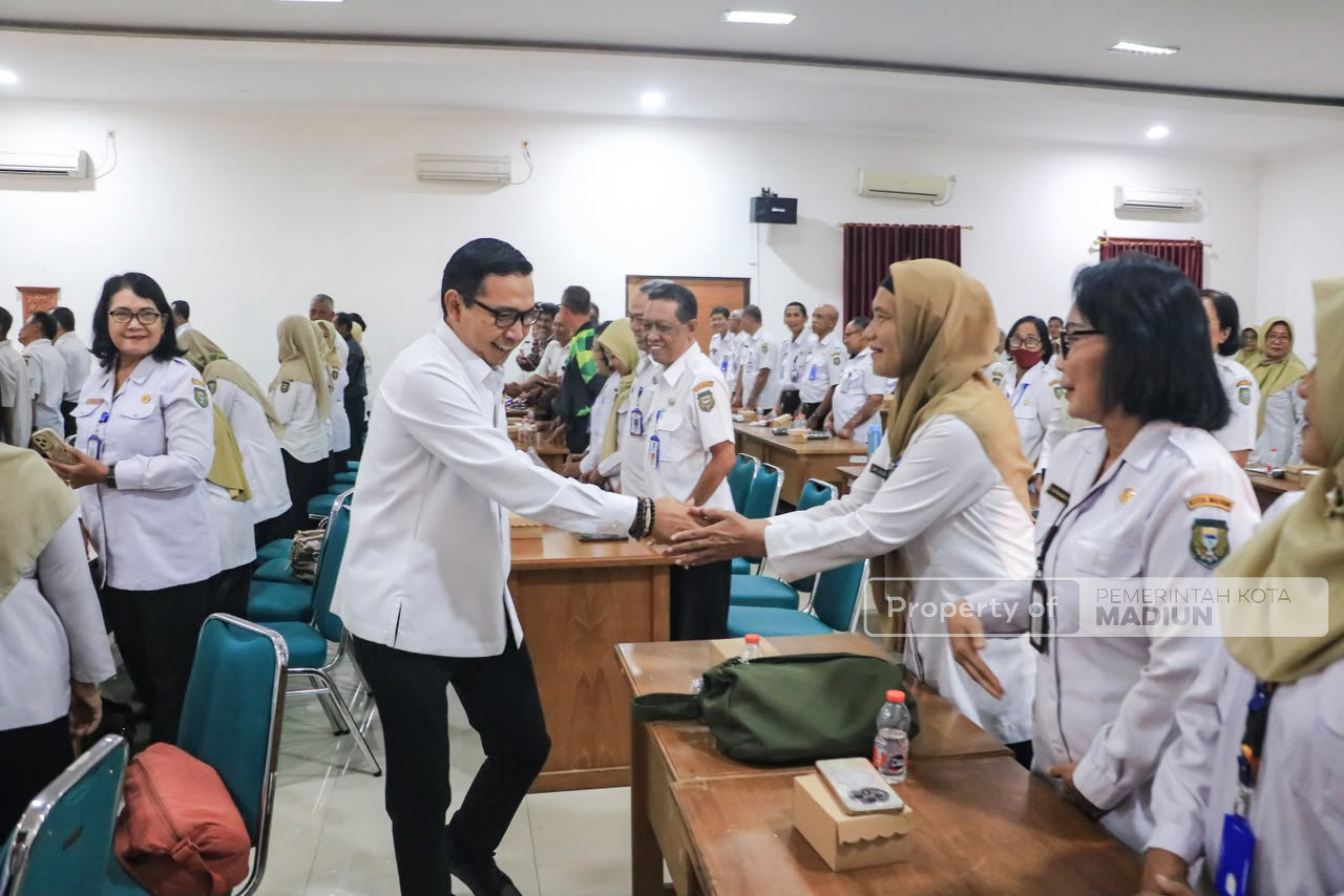Bekali ASN Jelang Purna Tugas, Plt Wali Kota Madiun: Pengabdian Tidak Berakhir Saat Pensiun
