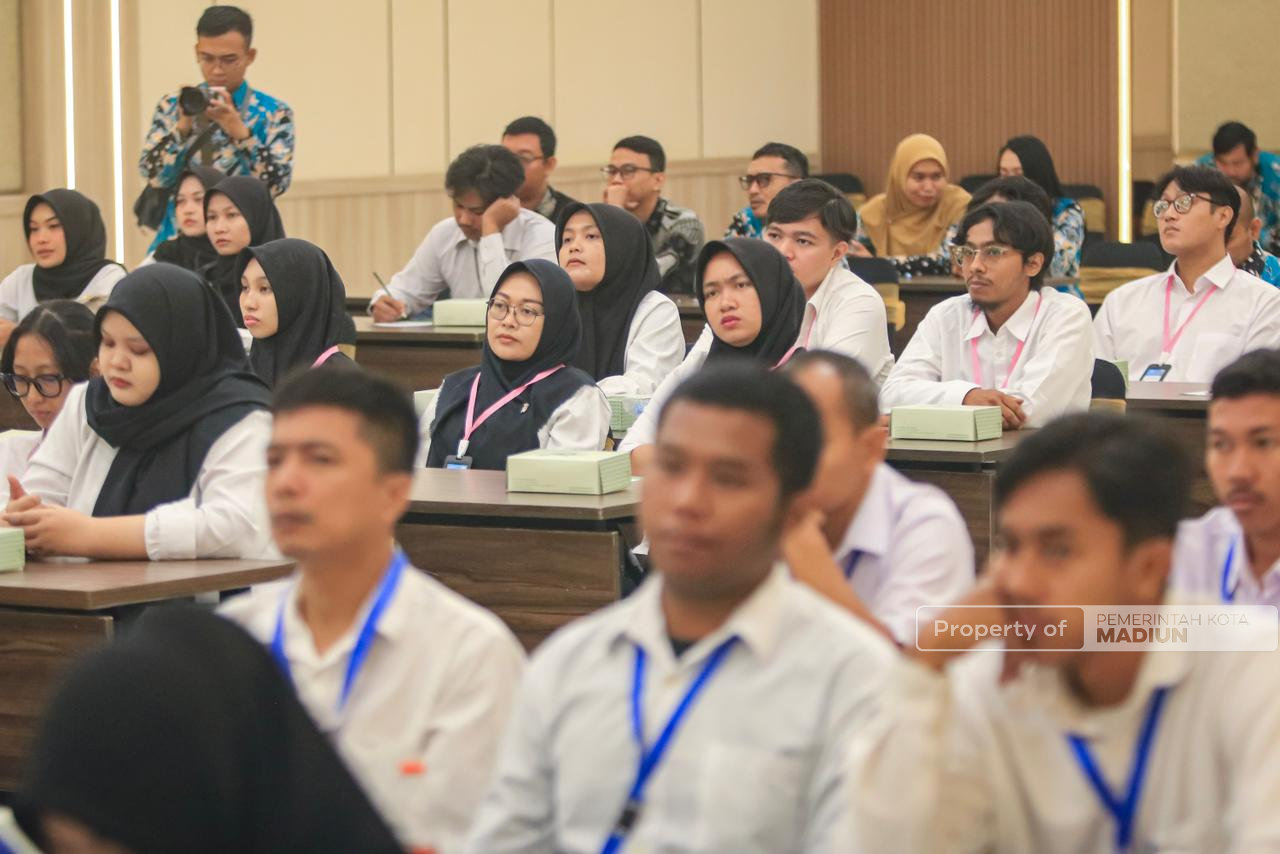 Tekan Angka Pengangguran, Plt Wali Kota Dorong Peserta Pelatihan Vokasi Siap Kerja dan Berwirausaha